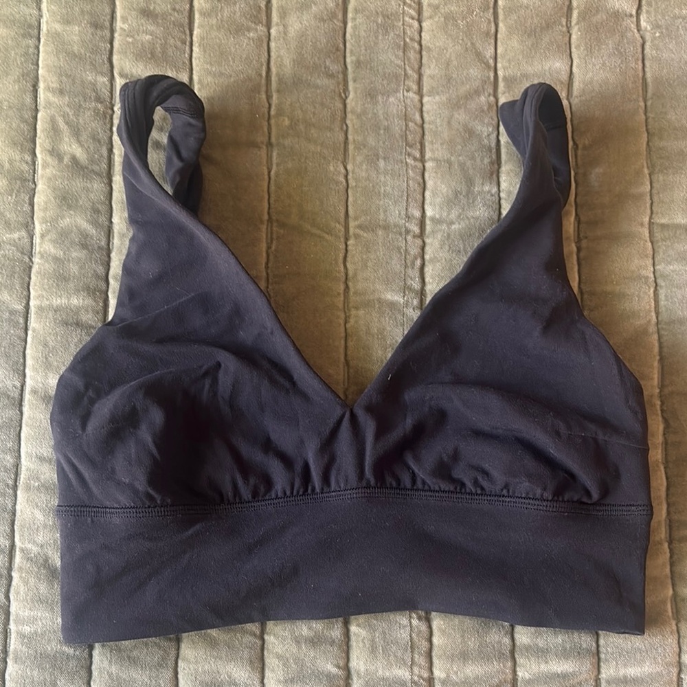 Lululemon Align V Neck Bra - Light Support - Black - C/D Cup - Size 8